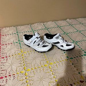 Cycling shoes